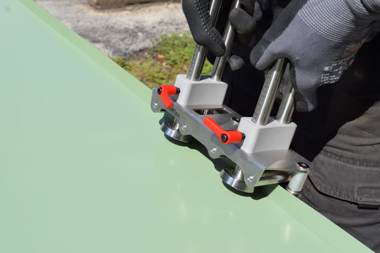 https://metalroofmasterusa.com/wp-content/uploads/2023/11/DSC_1136-768x512-1.jpg